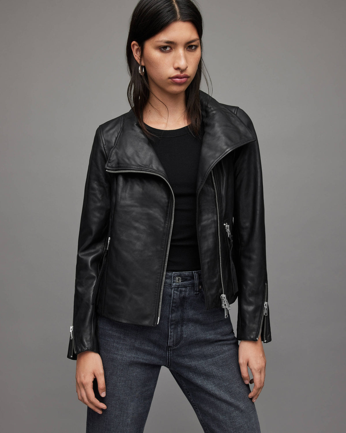 Arcane Fox Damen Bikerjacke aus Lammleder mit Flügelkragen, Schwarz - Bild 2